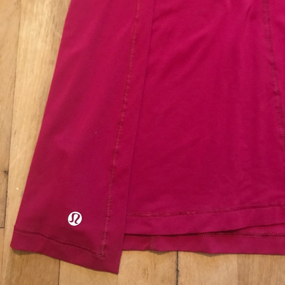 *SOLLD*8 Lululemon raspberry tank - Picture 4 of 5